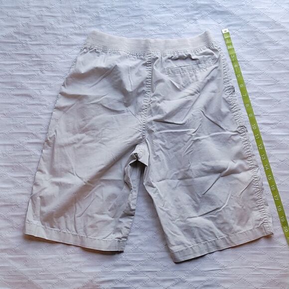 Off White Casual Drawstring Shorts Boys Size XL(14/16) - Picture 2 of 8